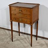 Small Living Room Table in Cherry and Walnut, Louis XVI Period – Late 18th Century