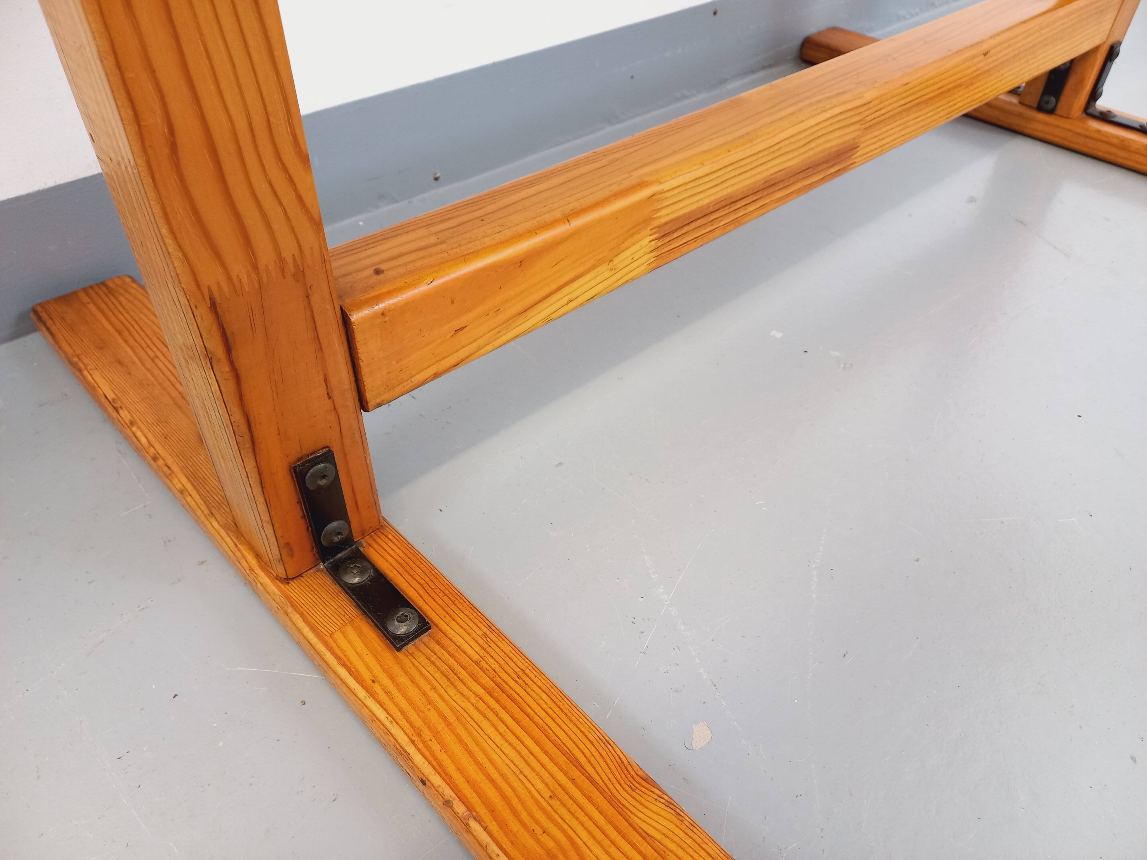 Oval table / vintage pine console from the 60s 70s