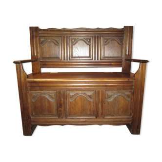 Wooden chest bench