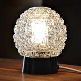 Table lamp globe in chiseled glass
