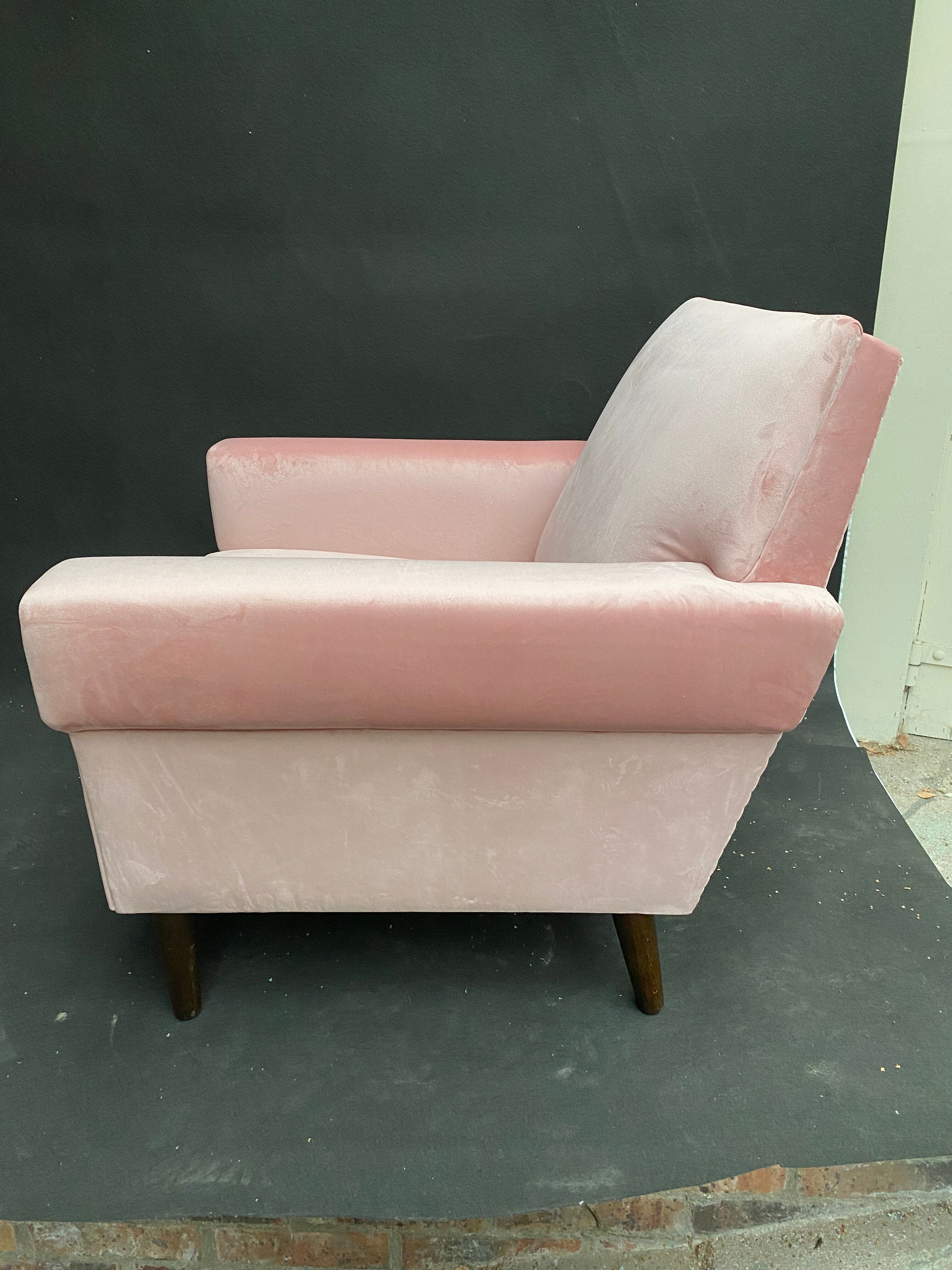 Vintage pink velvet armchair