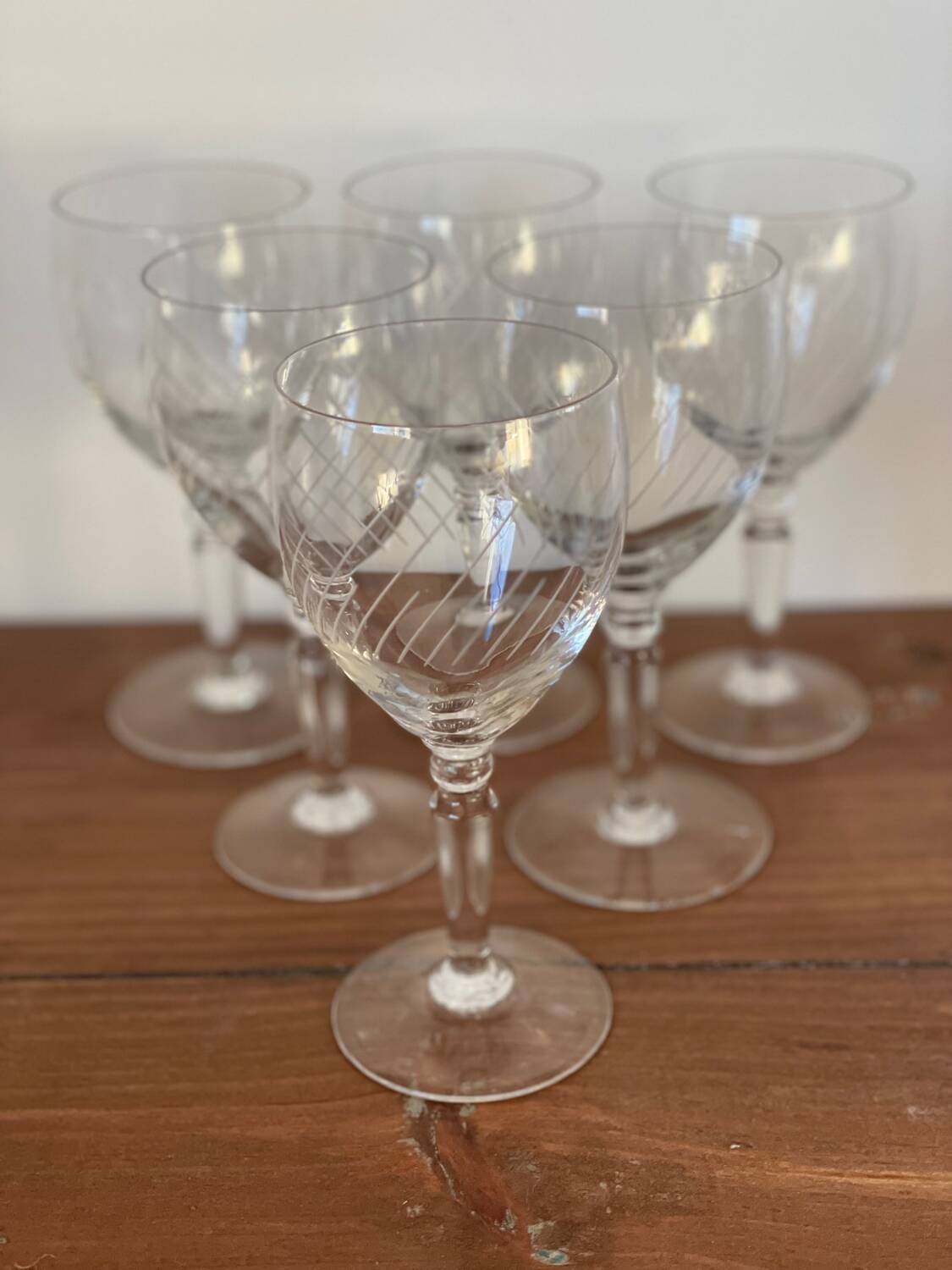 4 crystal wine glasses with stems