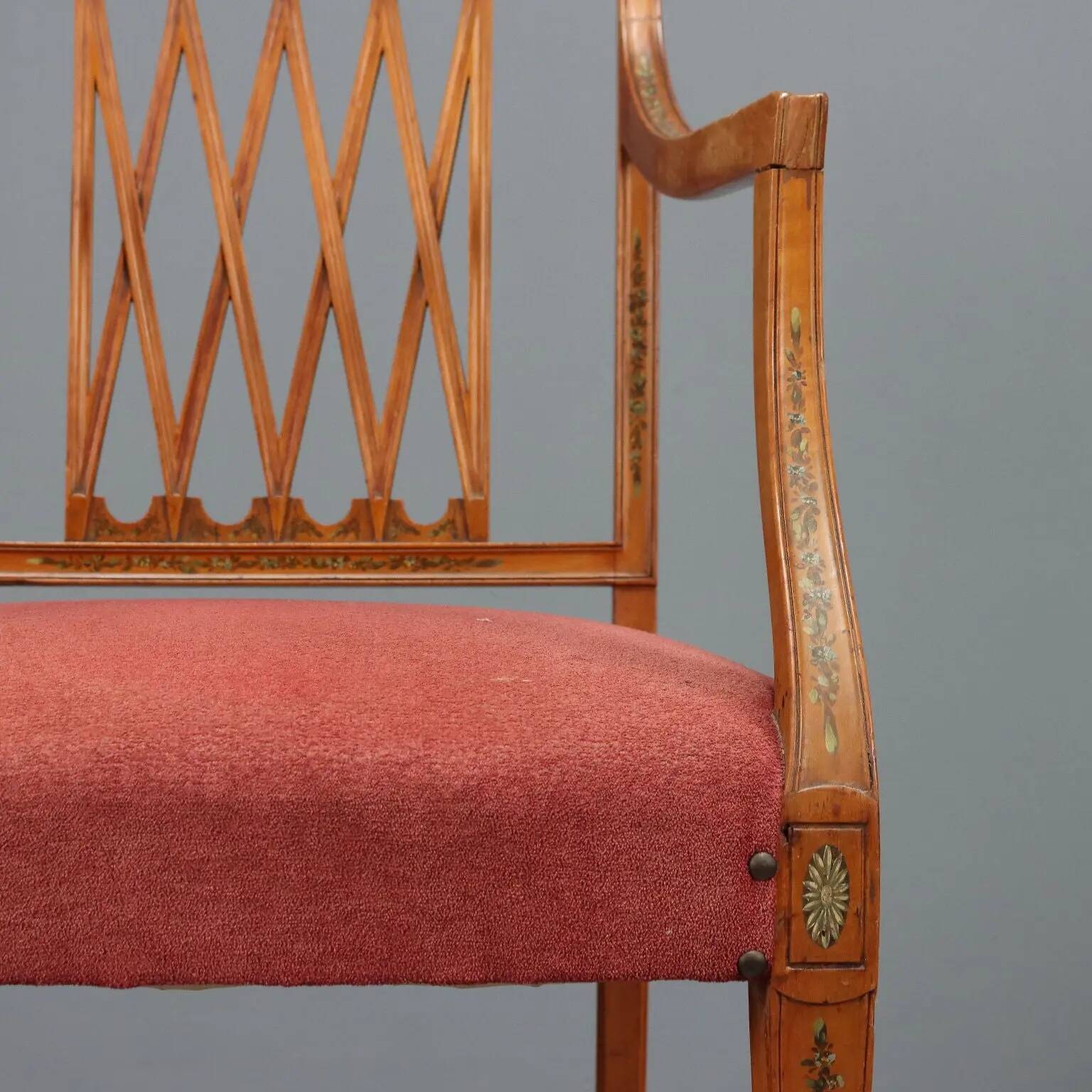 Victorian antique armchair in mahogany, United Kingdom, 19th century