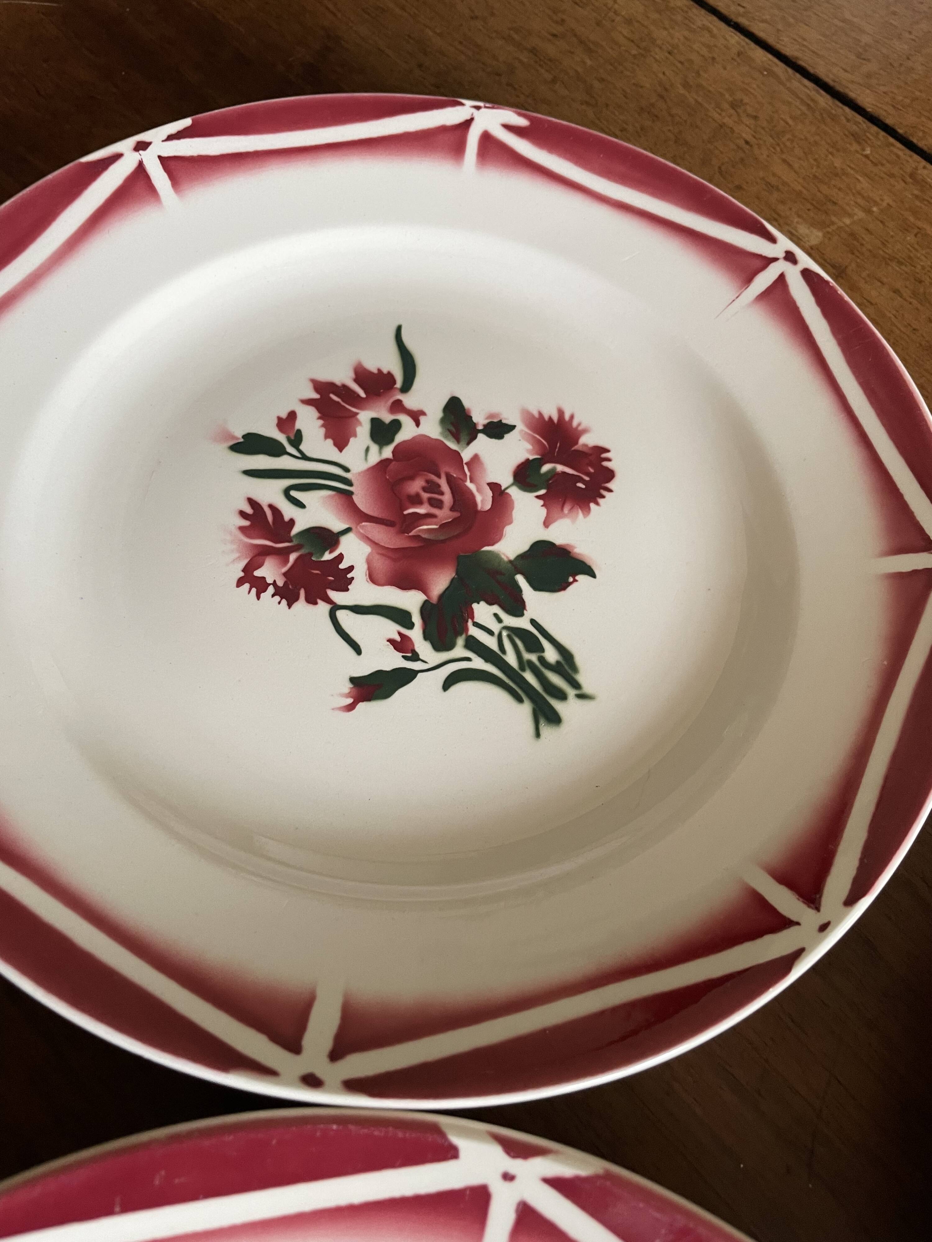 Sarreguemines Douarnenez model dinner plates