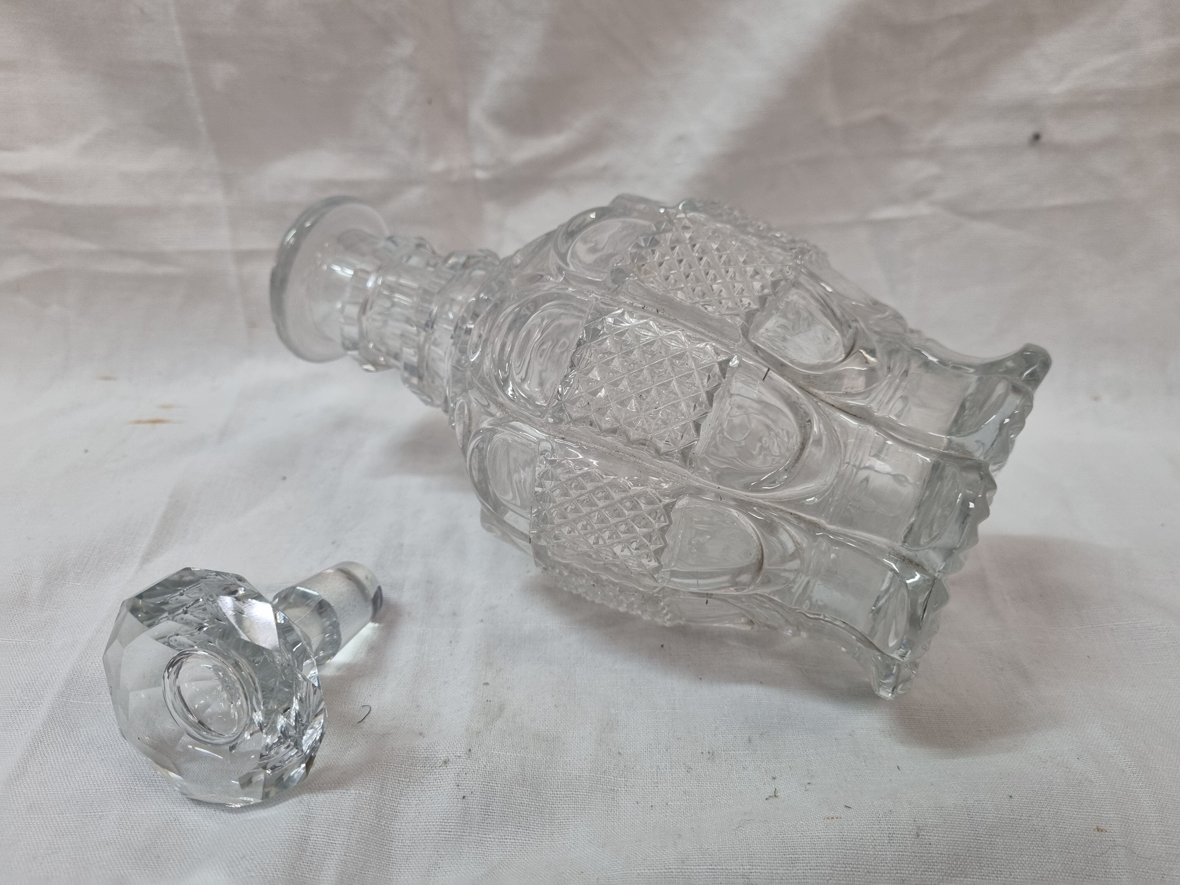 Carafe Baccarat Le Creusot Charles X from 1840