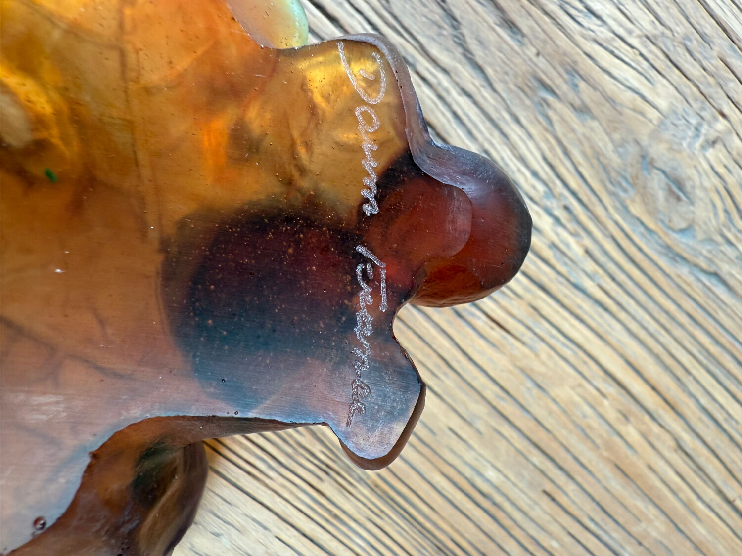 Daum glass paste leaf catchall