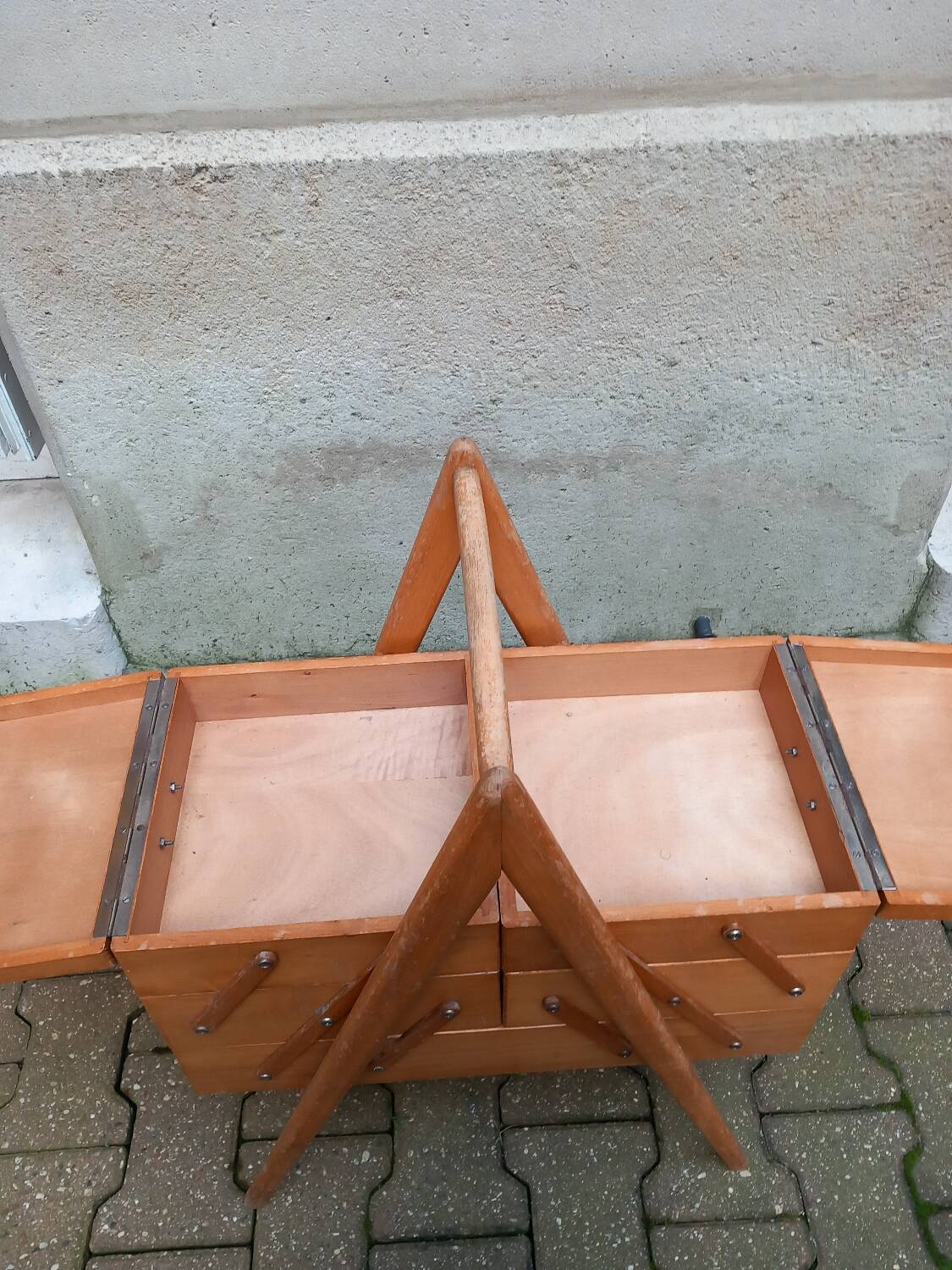 Vintage compass feet worker