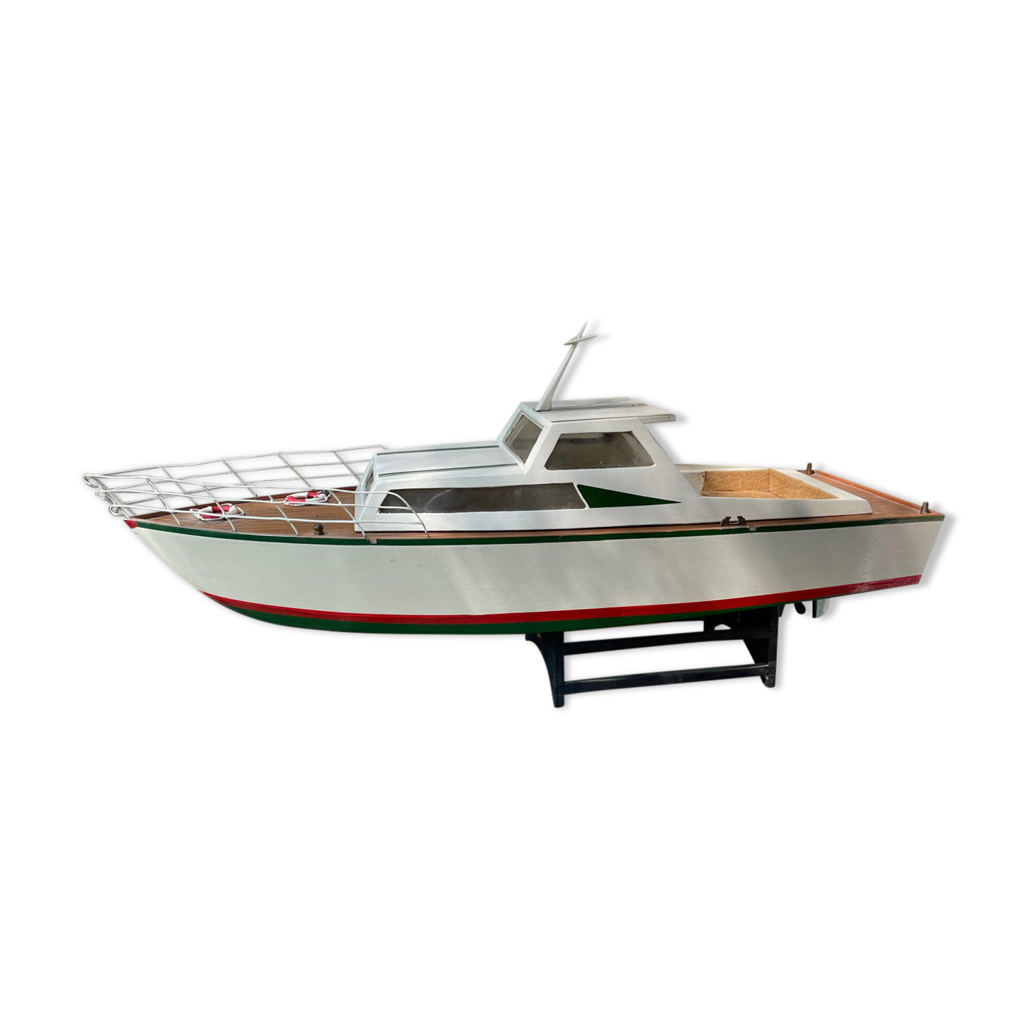 Model boat