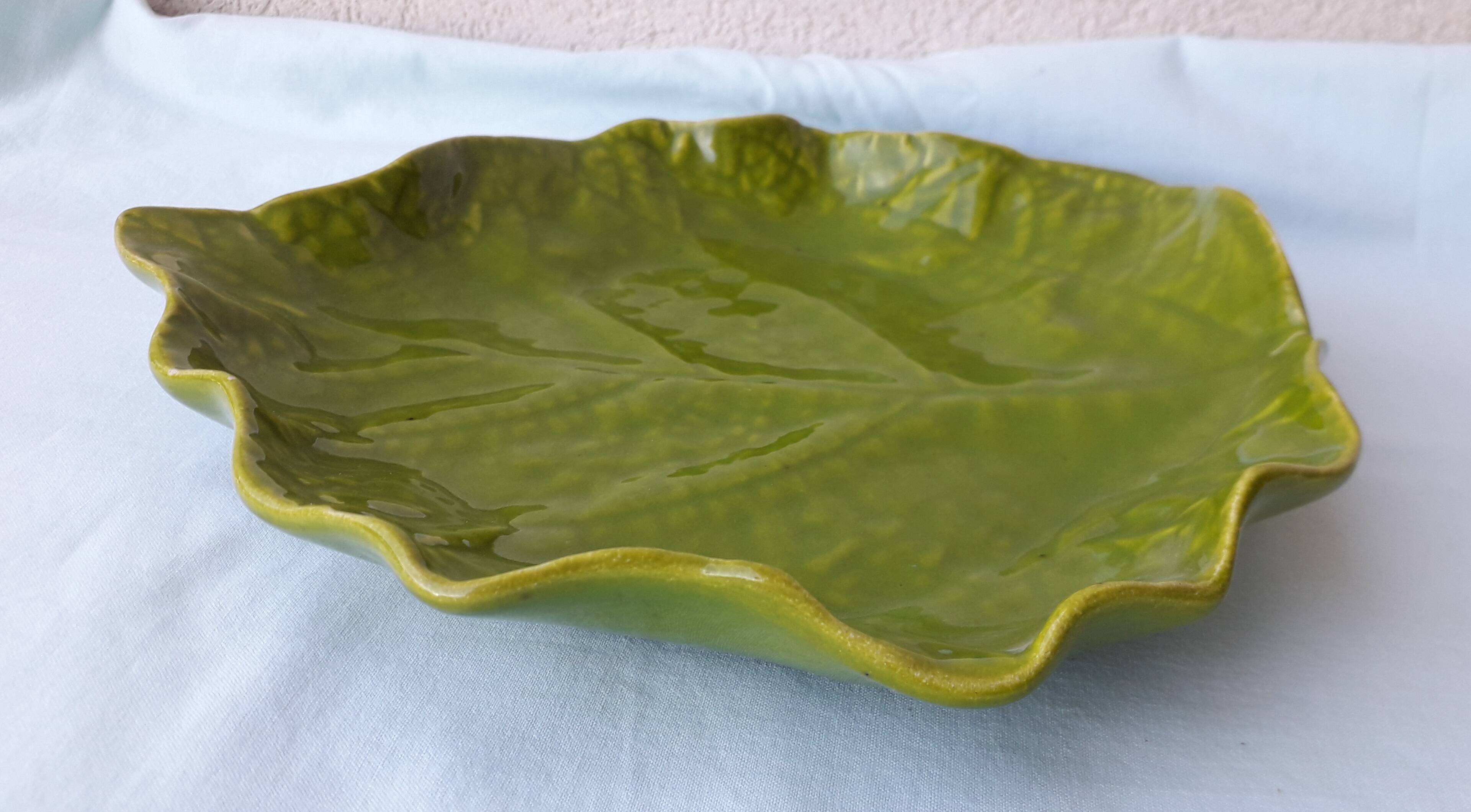 Leaf dish Pol Chambost