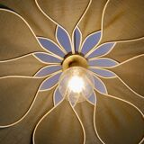 Petal suspension