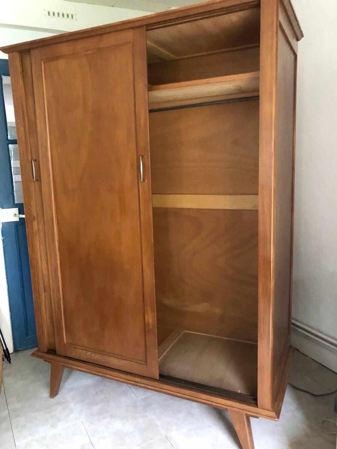 Armoire scandinave vintage