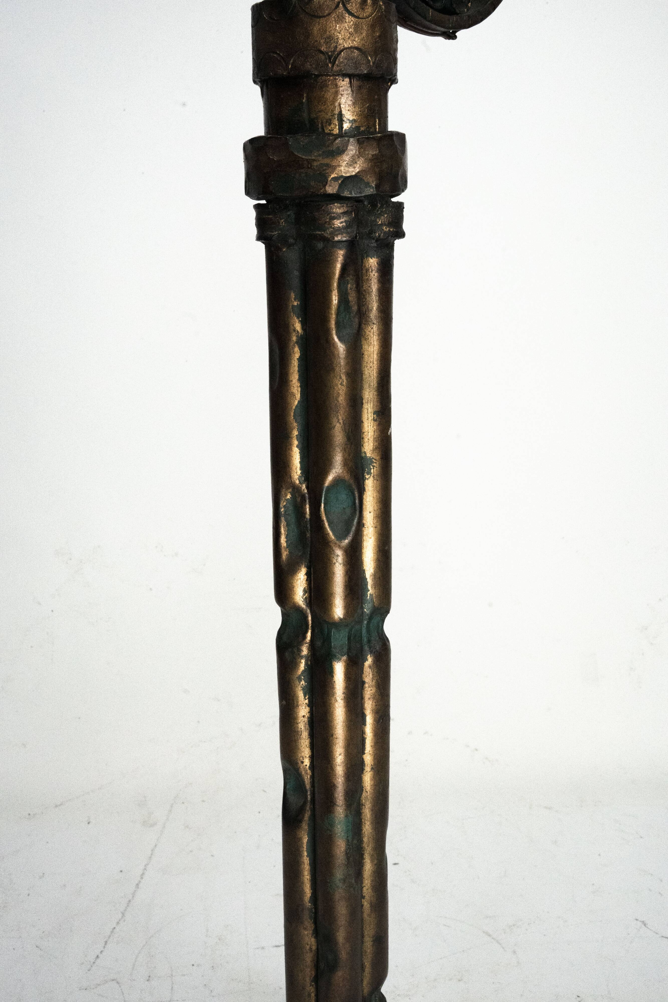 Rare Italian Brutalist floor lamp by Longobard. Italy 1970s