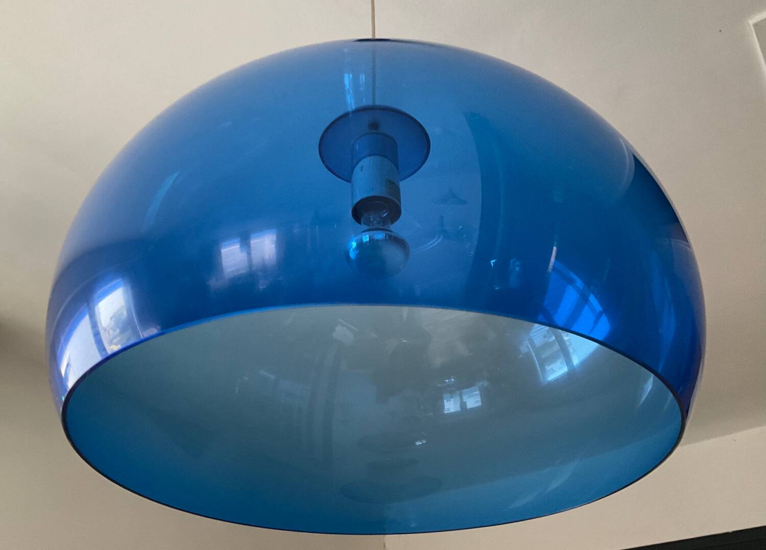 Suspension Kartell par Ferrucio Laviani