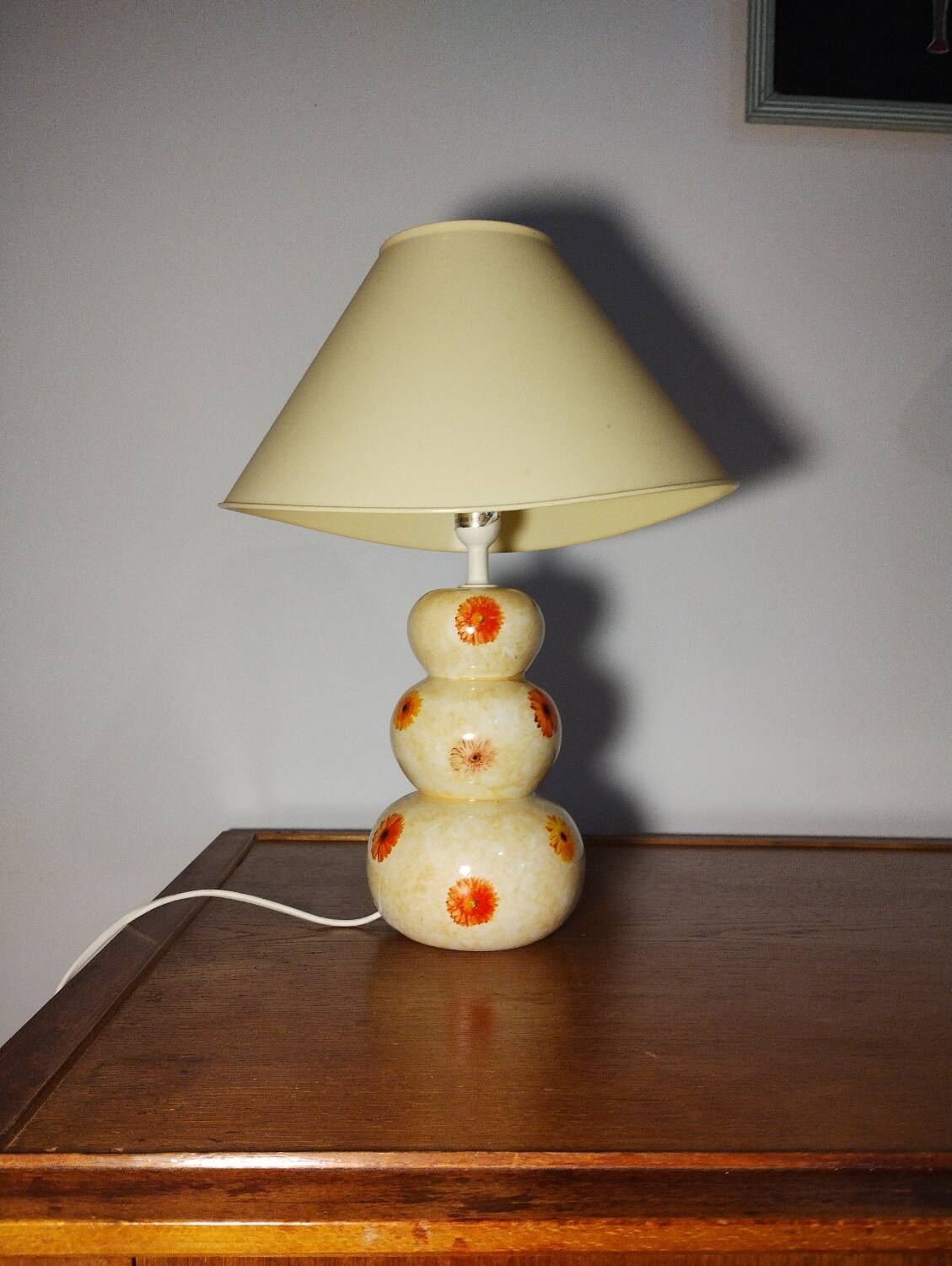 Floral lamp