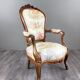 Fauteuil ancien en bois sculpté, époque Napoléon III, XIXe Siècle