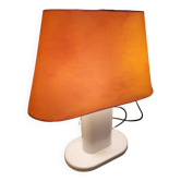 Lampe à poser post moderniste  du designer harvey guzzini  1970/80