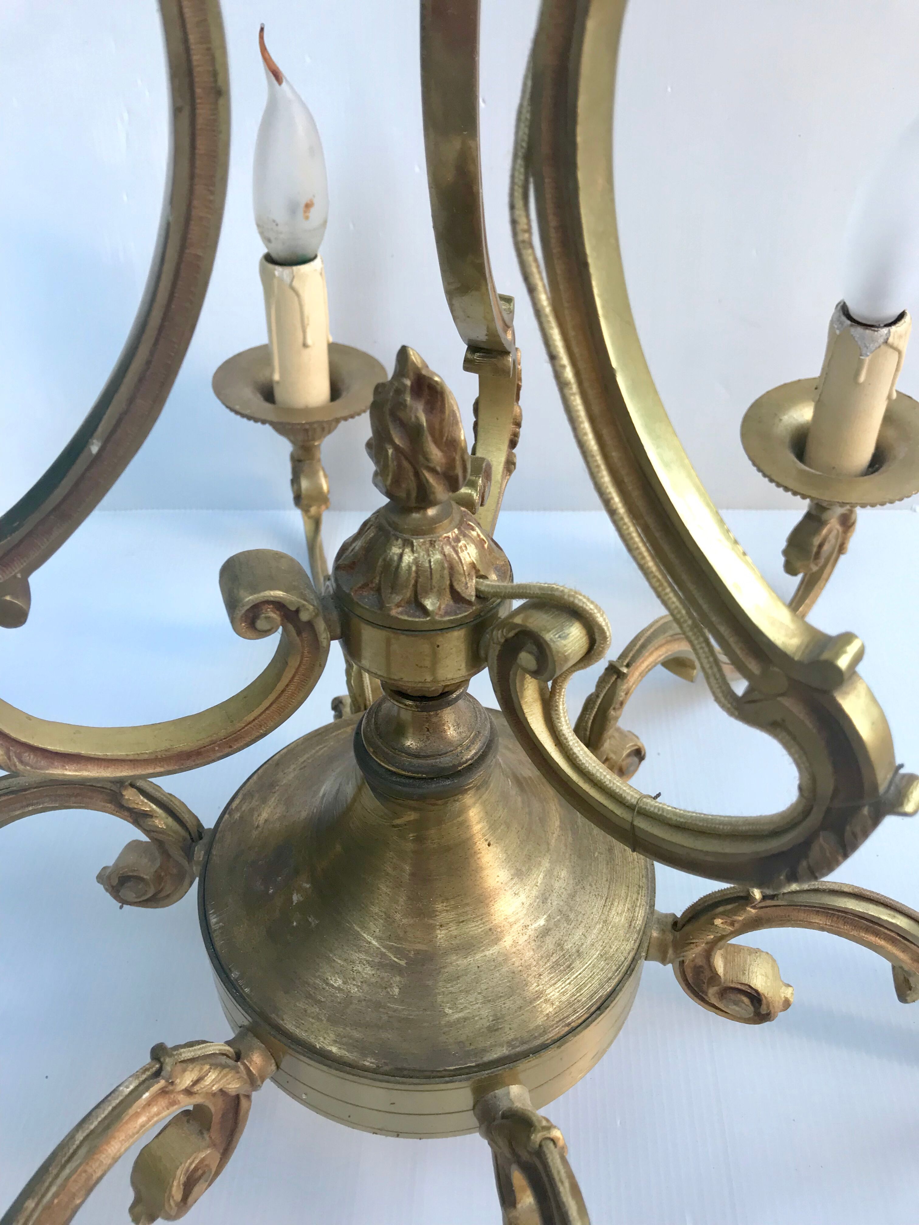 Lustre en bronze doré style Louis XVI