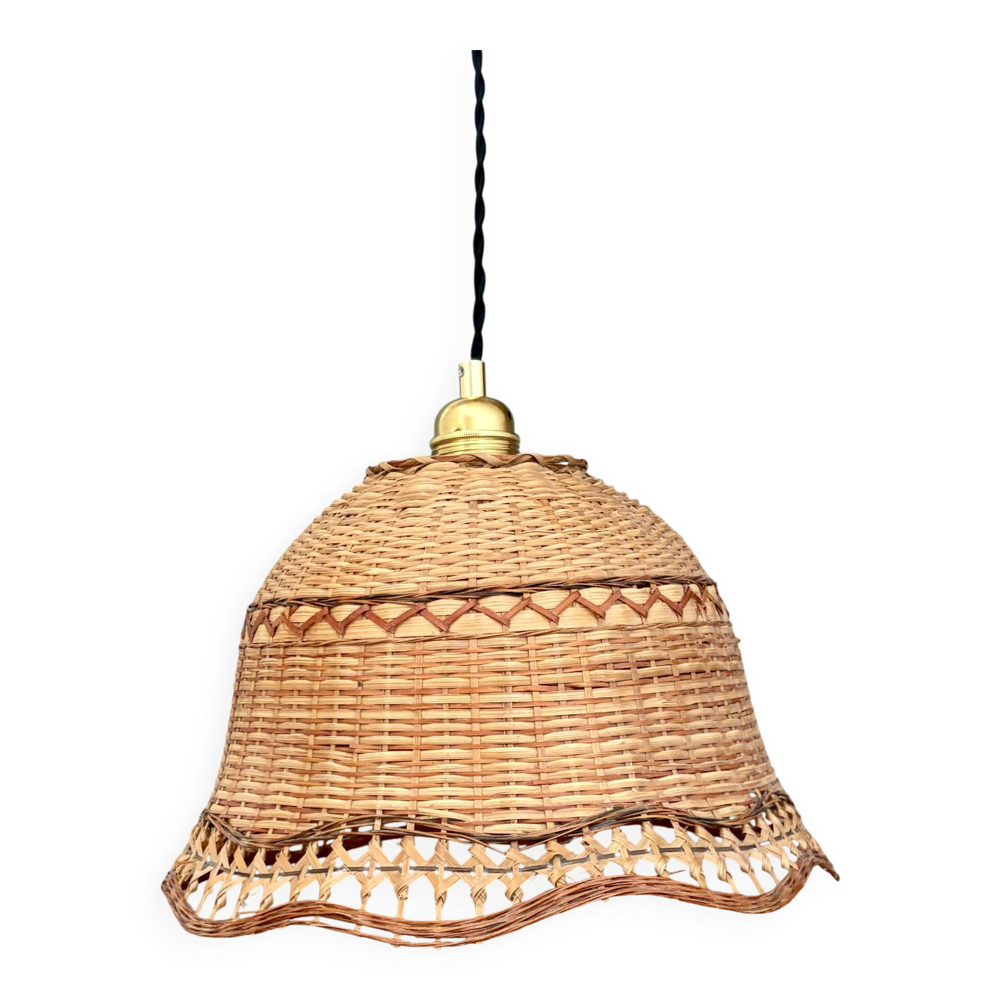 Vintage pendant light in natural materials