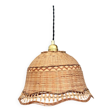 Vintage pendant light in natural materials