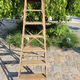 Painter's stepladder