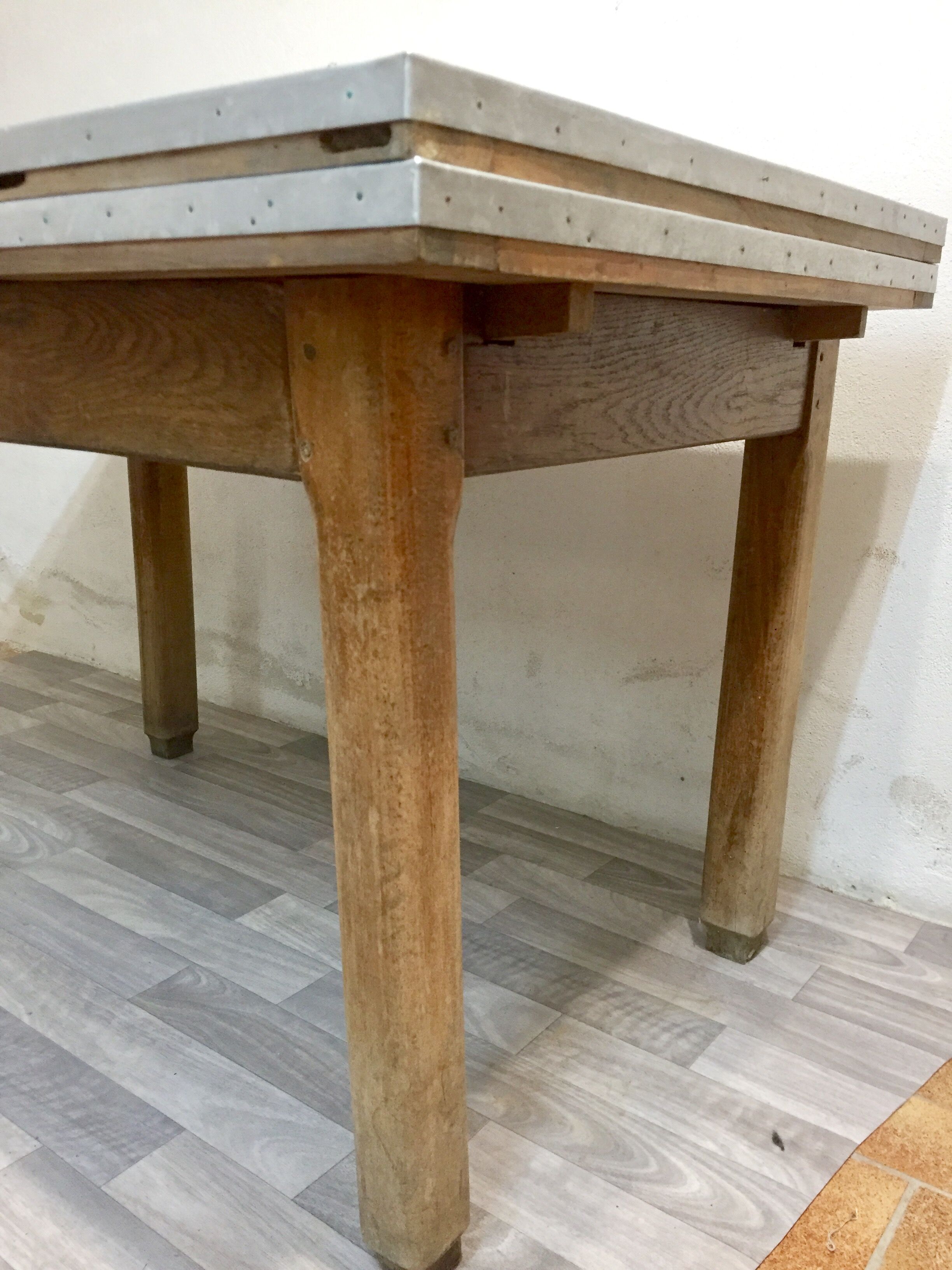 Farm in 1950 zinc table