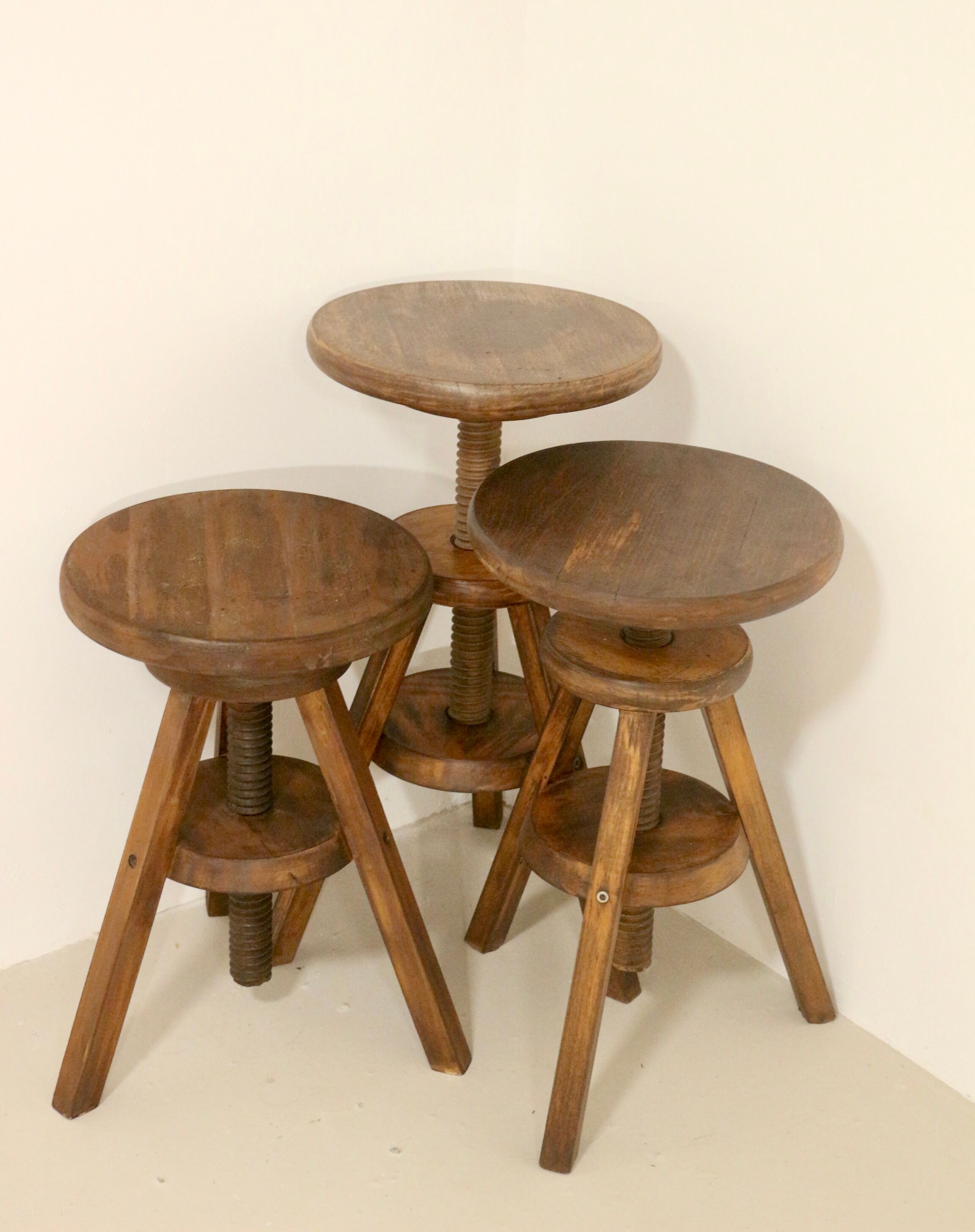 Set of 3 carpenter's screw stools