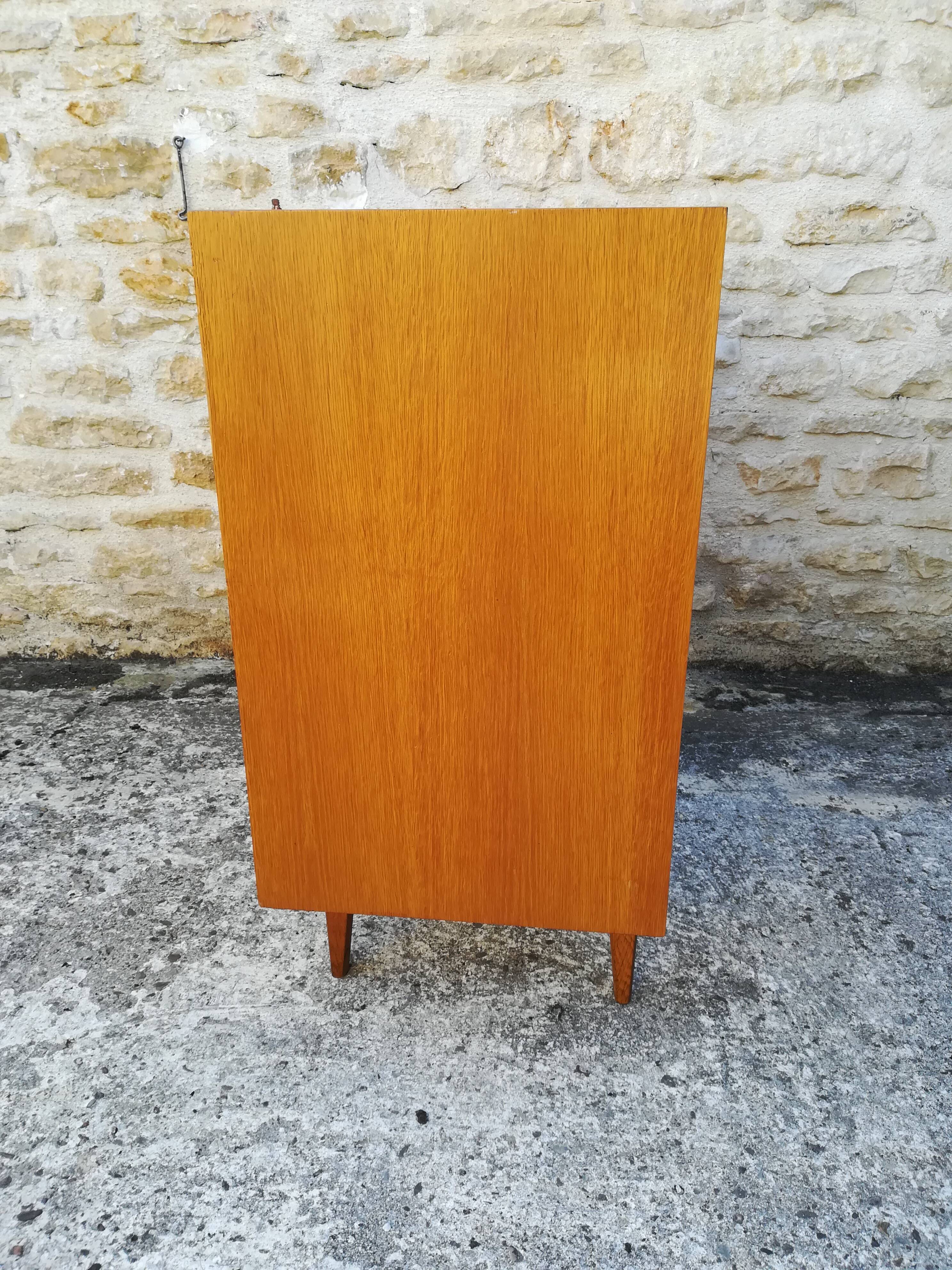 Vintage chest of drawers