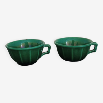 Paire de tasses en céramique verte K G Lunéville ancienne