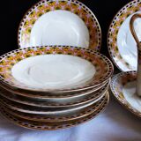 Art Deco coffee service in Limoges porcelain, 23 pieces.