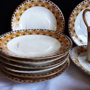 Art Deco coffee service in Limoges porcelain, 23 pieces.