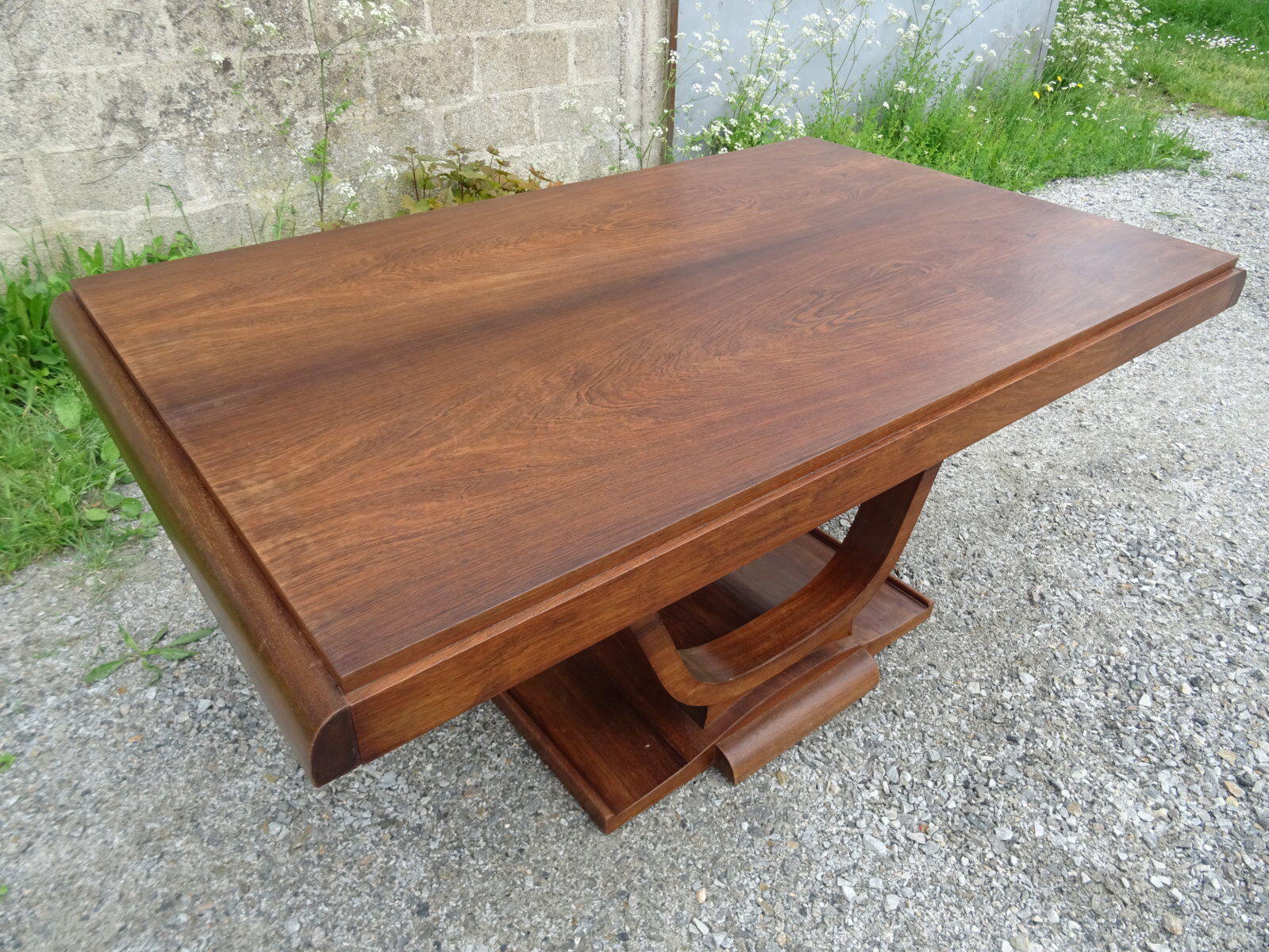 Art deco table with rosewood extensions
