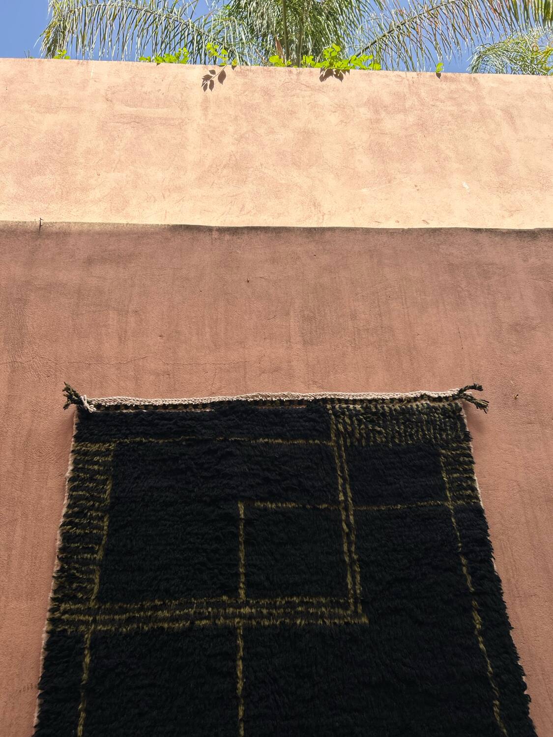 Black Modena Rug