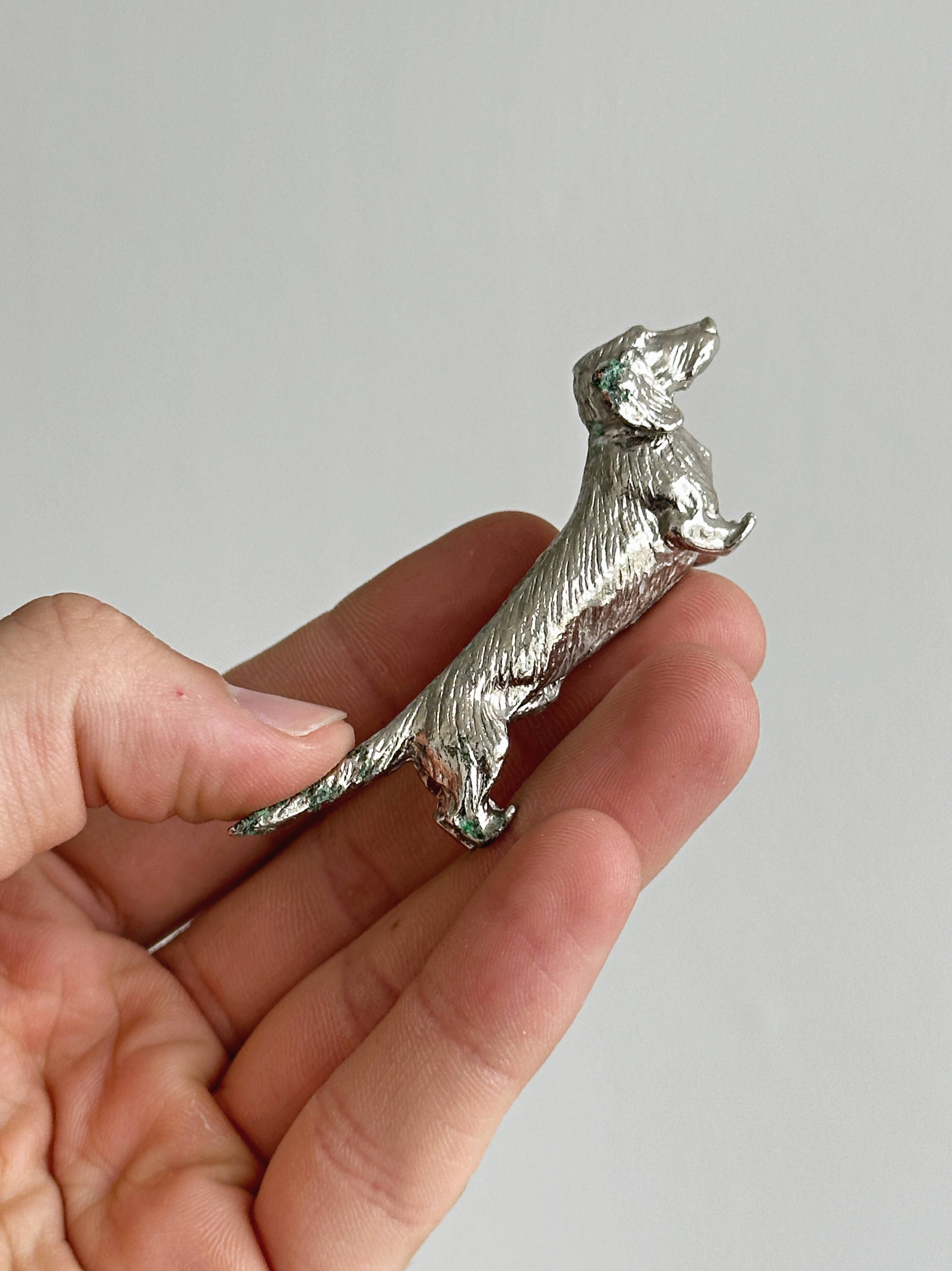 Set of 8 dachshund-shaped knife rests