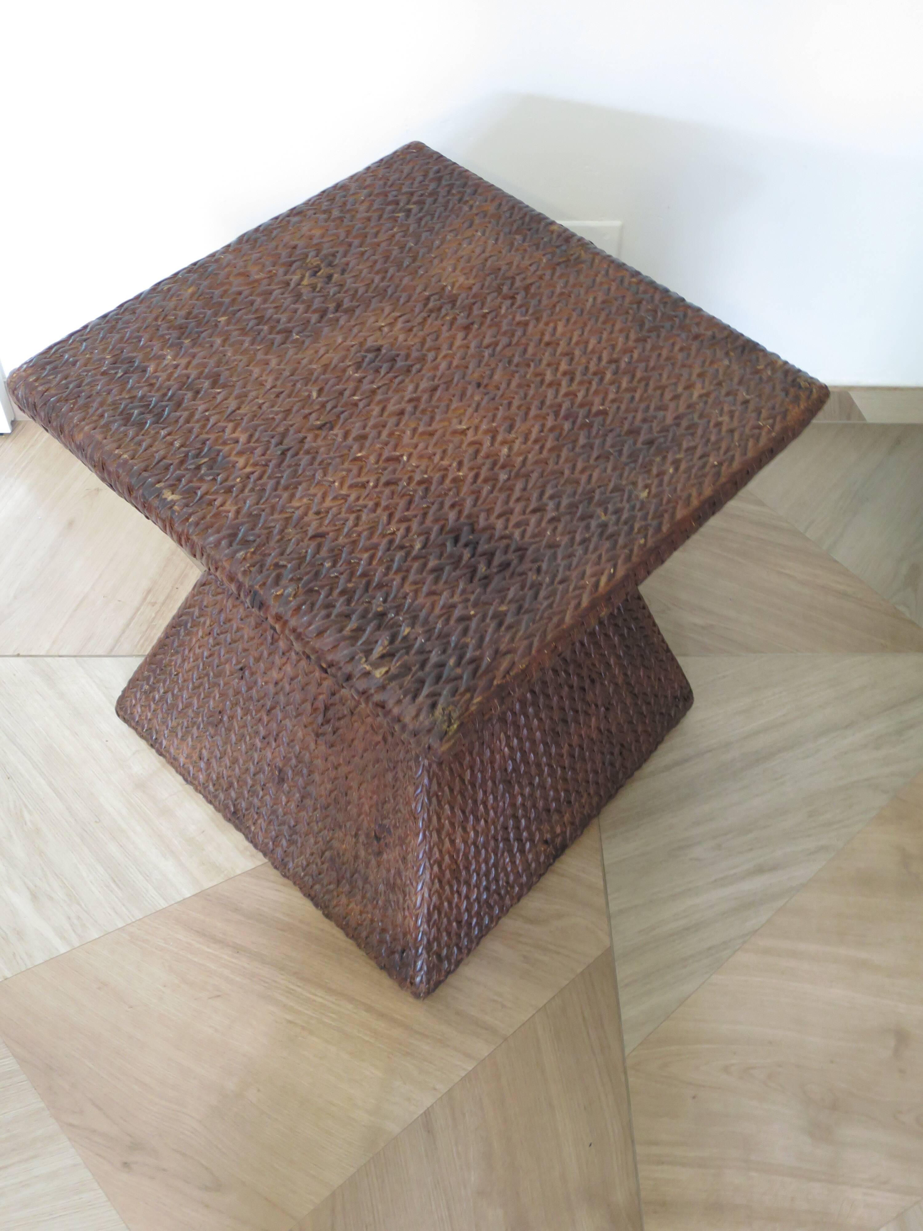 Side table - woven rattan - colonial style - vintage hourglass shape