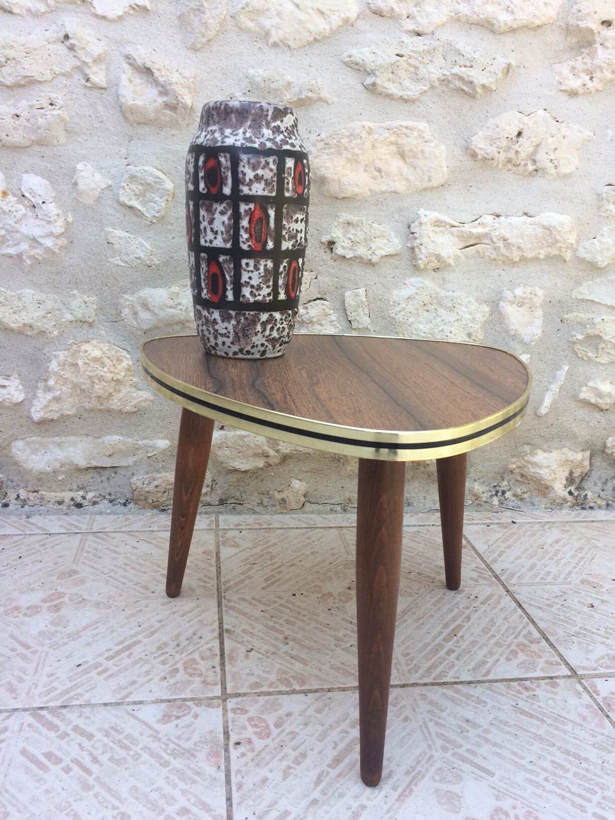 Side table in formica 60/70