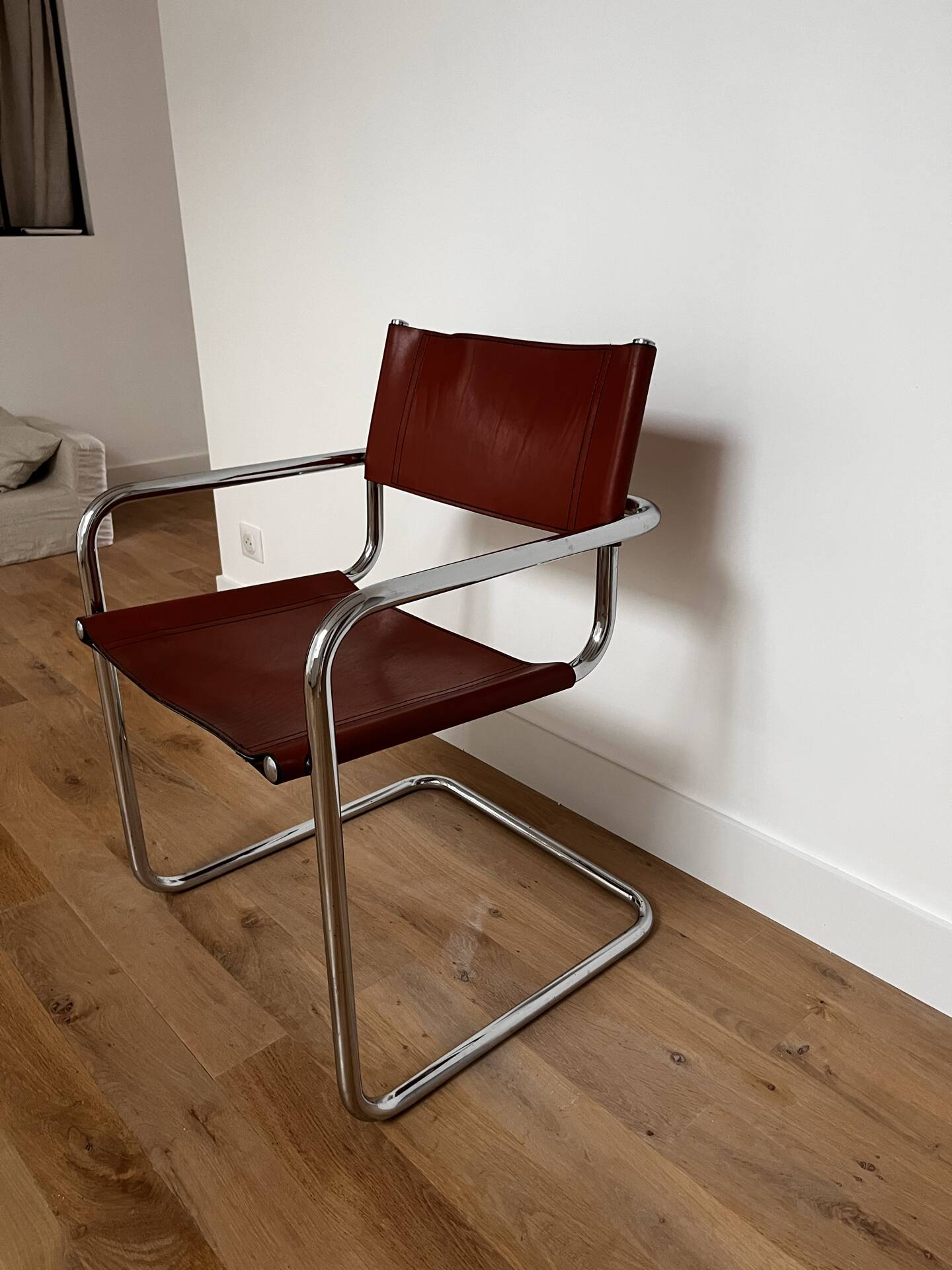 Chaise assise et dossier cuir