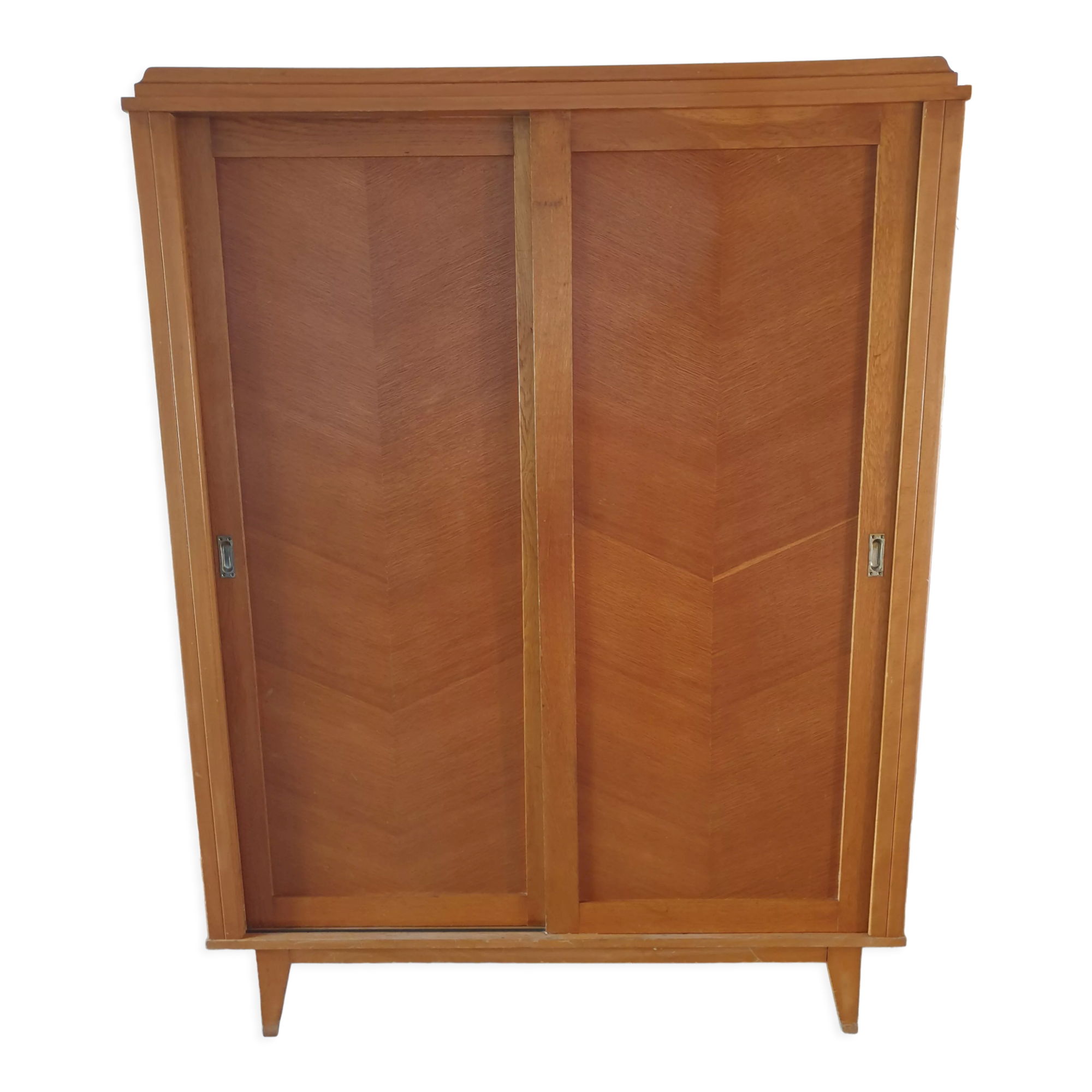 Parisian wardrobe with sliding doors