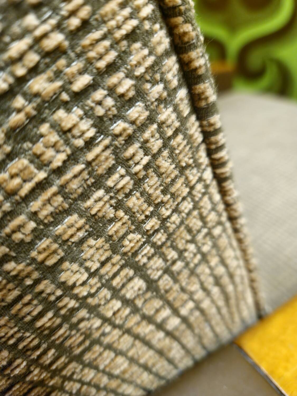 "1970 swivel armchair pair"