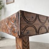 Table basse savoyarde art populaire