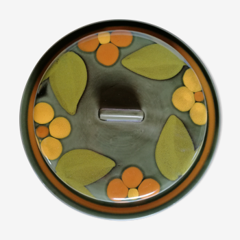 Pornic pottery cheese dish