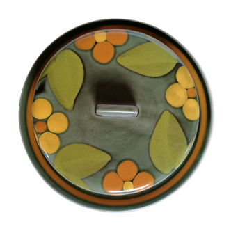 Pornic pottery cheese dish