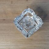 4 bougeoirs en verre ciselé