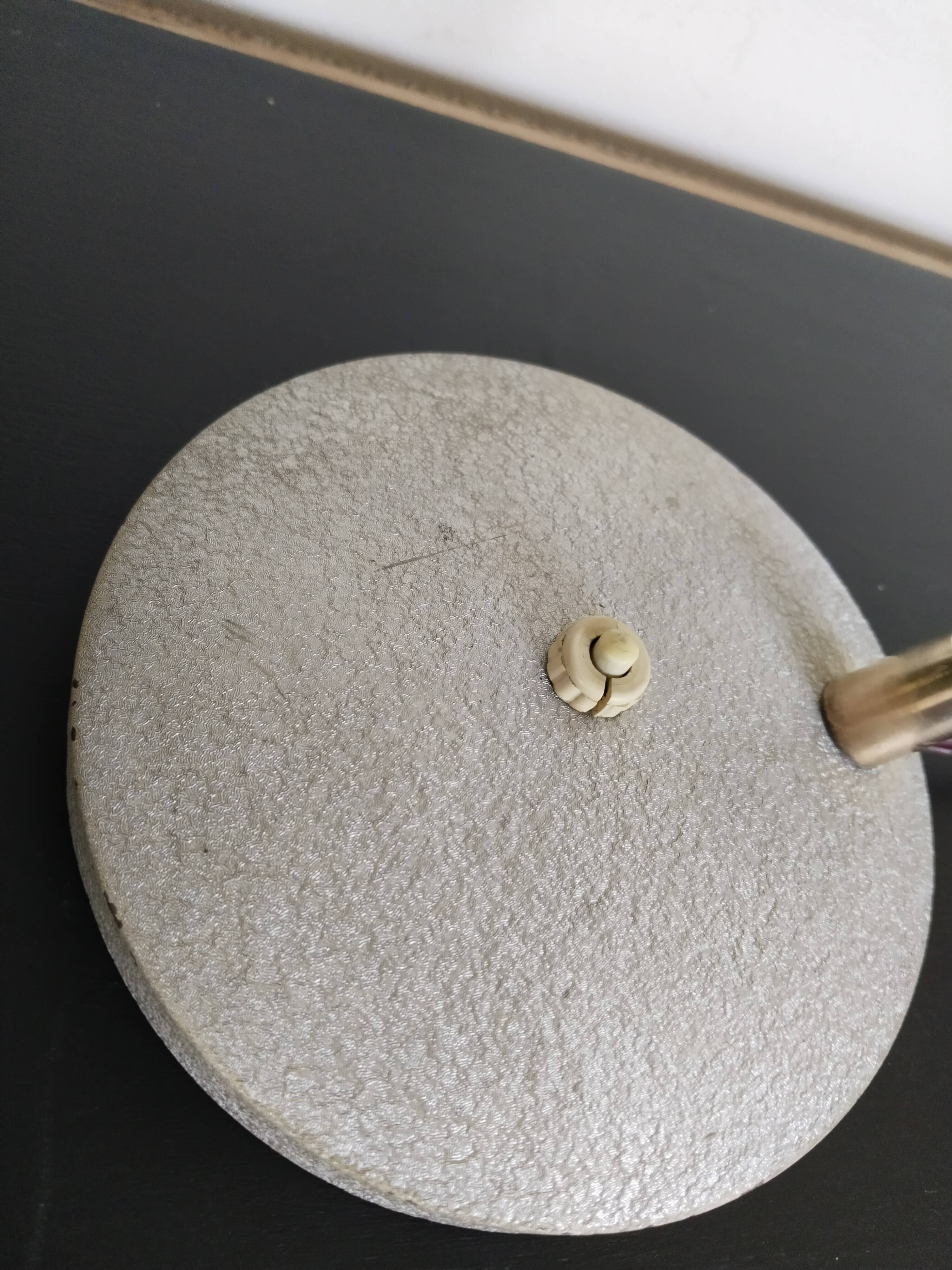 Hammered gray cocotte desk lamp, vintage French, 1940s