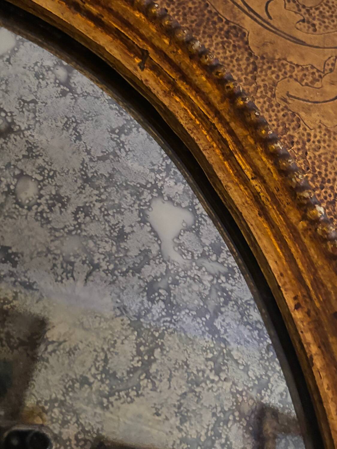 Gilded wooden mirror