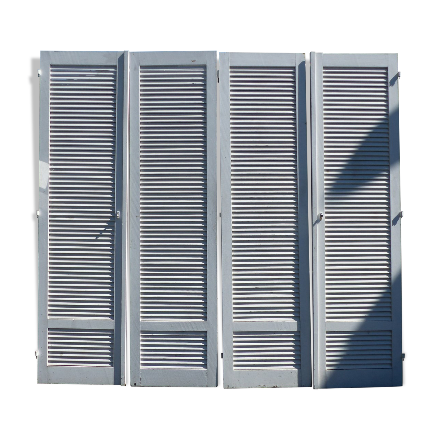 Suite of 4 wooden shutters