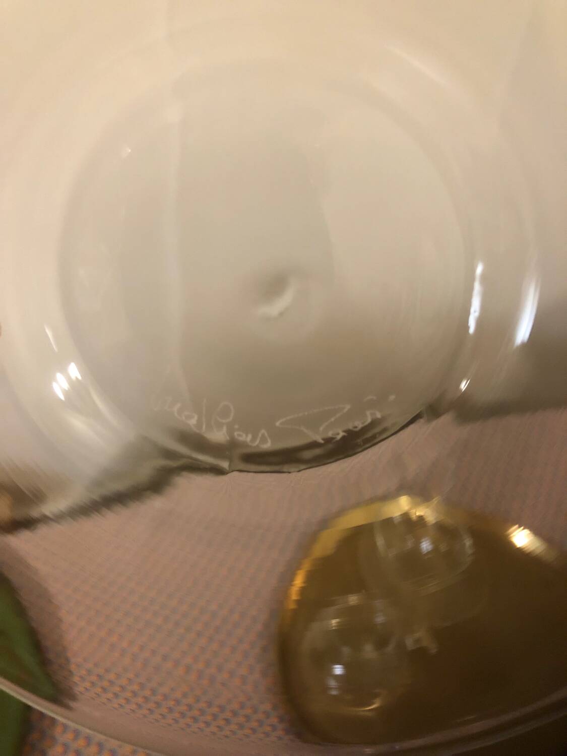 Set of 2 cups and a teapot made of blown glass by Mathias Paris.