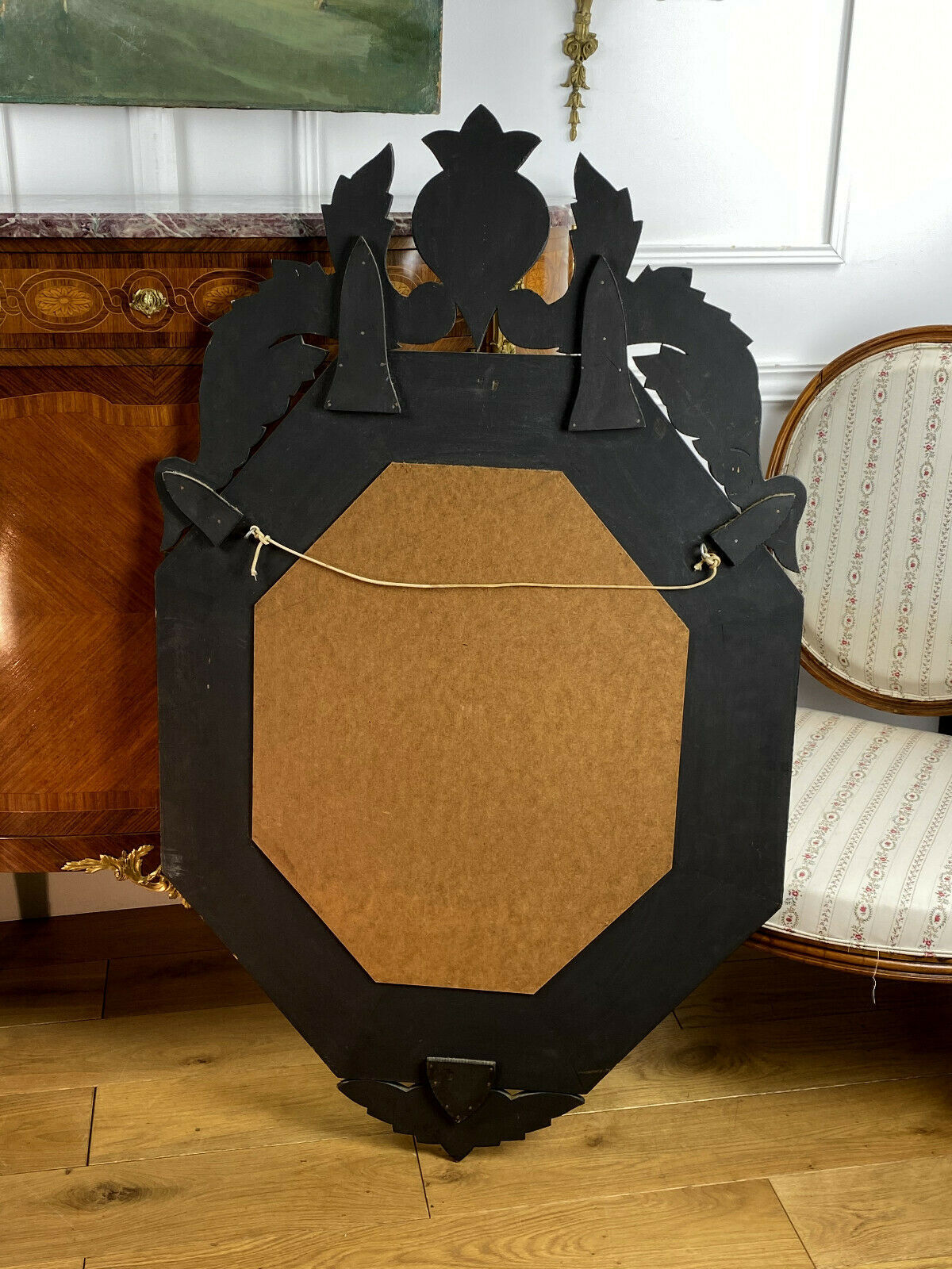 Early 20th century Venetian mirror made of bevelled glass engraved 123 x 73 cm