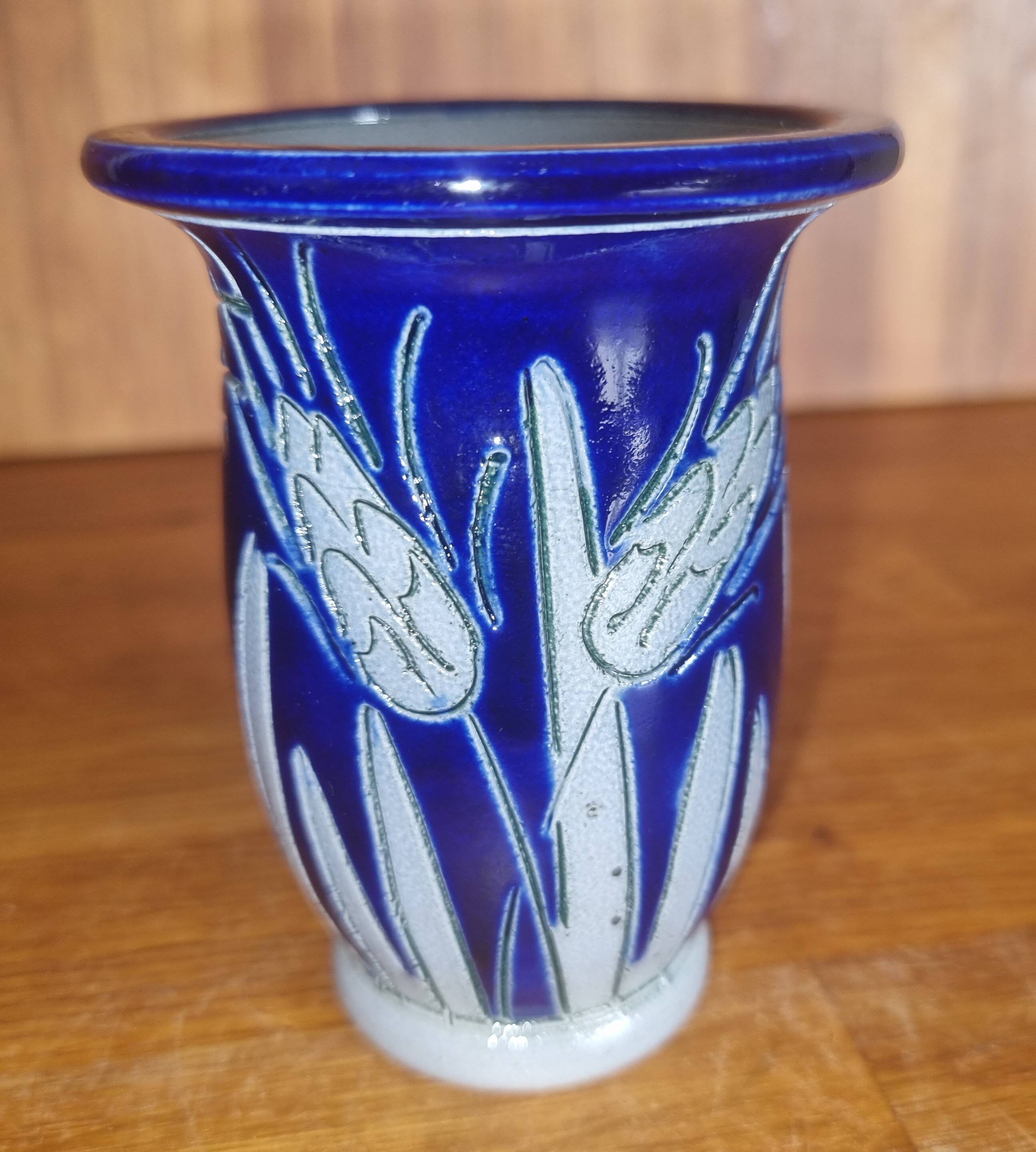 Small Burger Betschdorf vase, Alsace salt stoneware