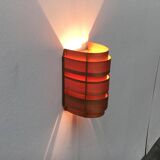 Edda V155 wall lamp in teak from the mid-century by Hans-Agne Jakobsson for Ellysett AB, 1950s.