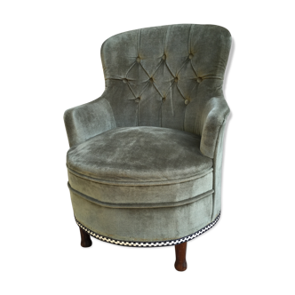 Velvet toad armchair